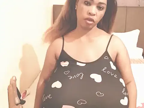 MissTits from StripChat is Freechat