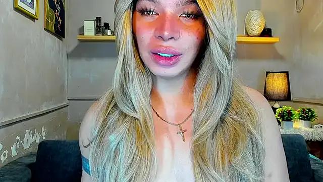 MISSTRESSNathalie_xx from StripChat is Freechat
