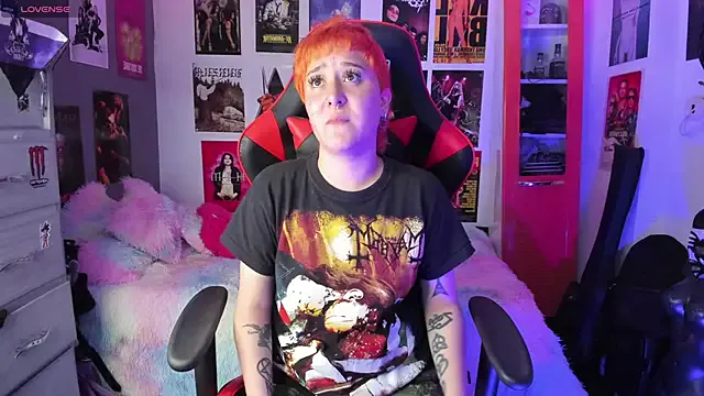 Girls: try live performances with matured performers, from dancing to quirks, in a variety of beautiful sex cams.