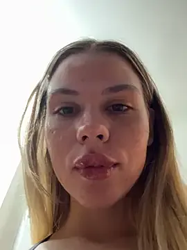 MistressMommyKate from StripChat is Freechat