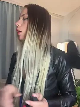 Girls: try live performances with matured performers, from dancing to quirks, in a variety of beautiful sex cams.