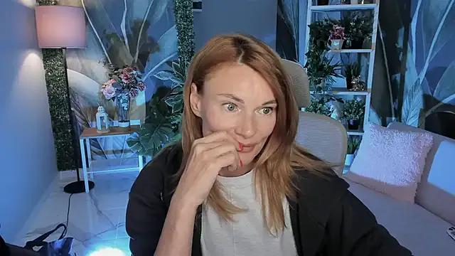 MistyBarnes from StripChat is Freechat