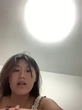 mmm6660 from StripChat is Freechat
