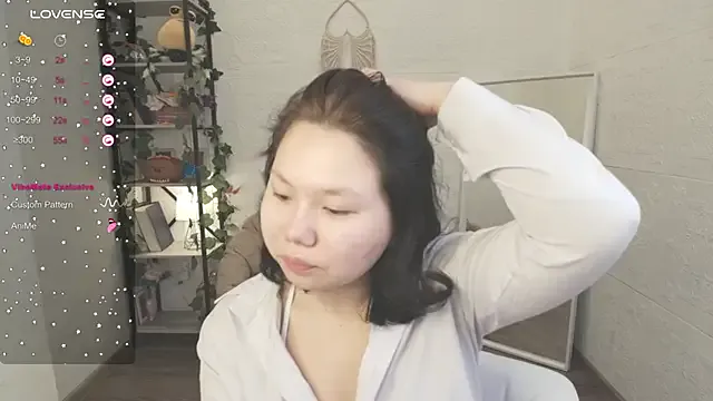 Moana_light from StripChat