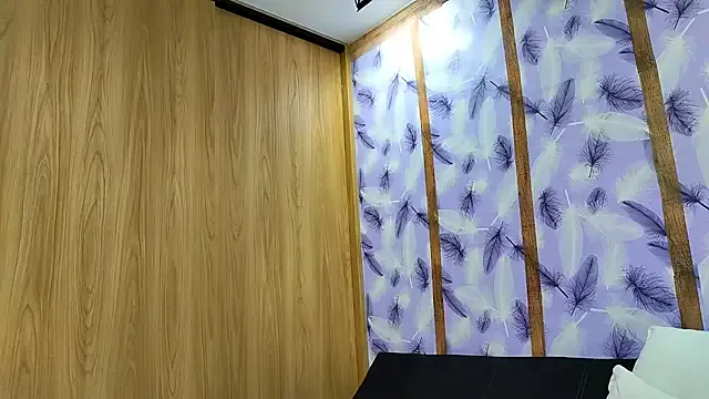 Molly_ADY from StripChat