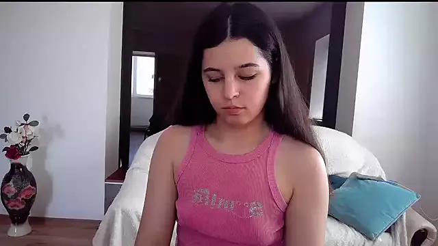 Molly_Owens from StripChat