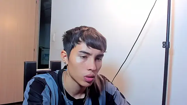 MollyandFher from StripChat is Freechat