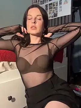 MollyBer from StripChat is Freechat
