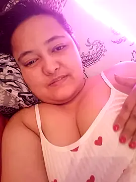 MollyJanette from StripChat is Freechat