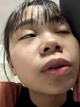 Mon_babyy from StripChat