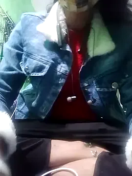 Mona7070 from StripChat is Freechat