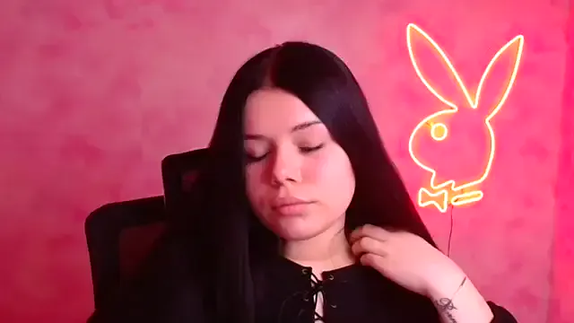 Mona_Esty from StripChat is Freechat