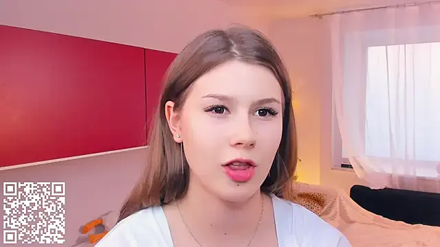 MondoNeko from StripChat is Freechat