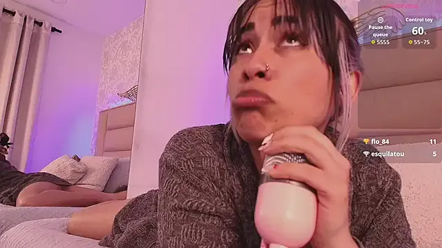 Girls: try live performances with matured performers, from dancing to quirks, in a variety of beautiful sex cams.