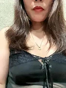 Moon_pusy from StripChat is Freechat