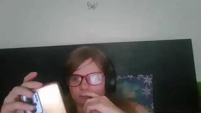 Moonolighta from StripChat