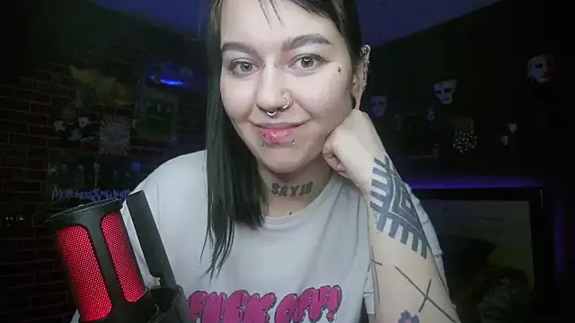 MoorderxDoll from StripChat