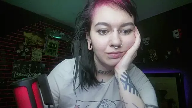 MoorderxDoll from StripChat