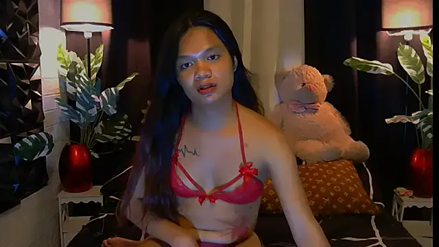 Morena_cockts from StripChat is Freechat