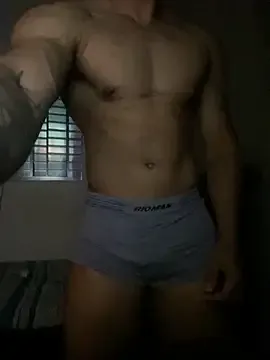 MoreninhoMagrinho from StripChat is Freechat