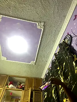 morenitaaaa from StripChat is Freechat