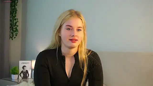 MoriahBorella from StripChat is Freechat