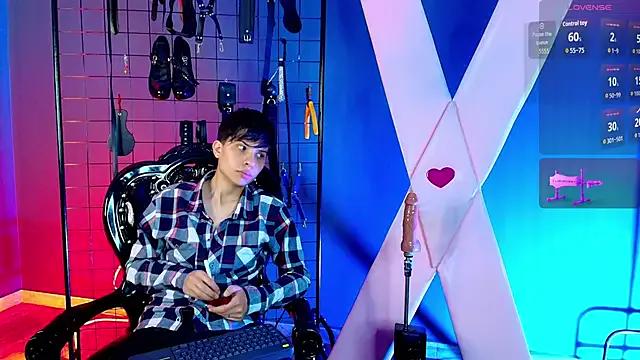 Mr_sadistiic_ from StripChat is Freechat