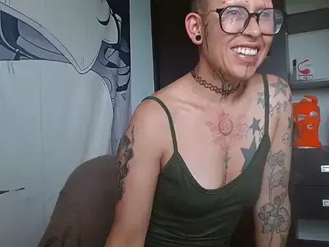 Muscle_mommyy from StripChat