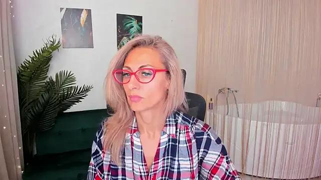 MuseOfStage from StripChat is Freechat