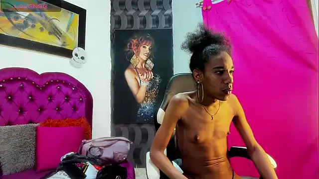 Mylehot33Mistress from StripChat is Freechat