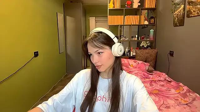 MysticAlisa from StripChat is Freechat