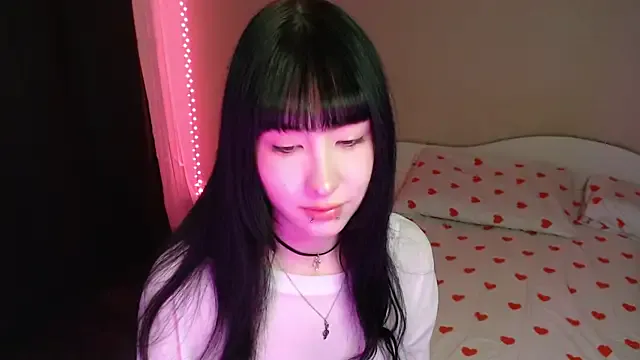 NaemiiBlush from StripChat is Freechat