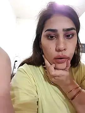 Nahiarabiel from StripChat is Freechat