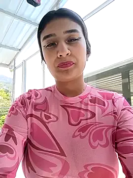 Nahomievans233 from StripChat is Freechat