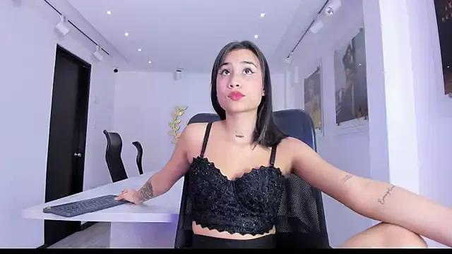 NairobiLee from StripChat is Freechat