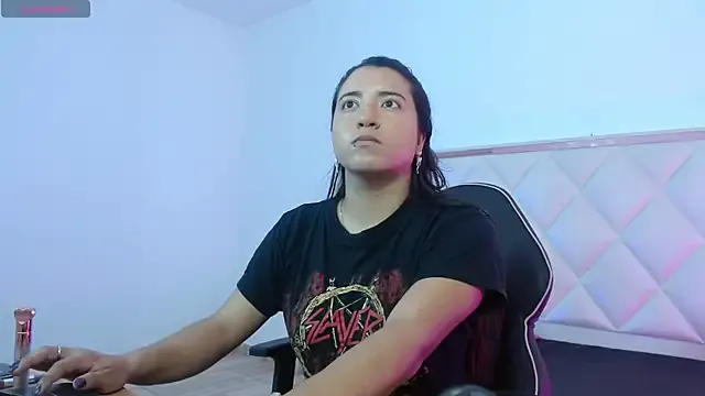 NANAKY_TAY from StripChat