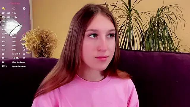 NanaMertins from StripChat is Freechat