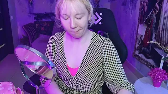 Girls: try live performances with matured performers, from dancing to quirks, in a variety of beautiful sex cams.