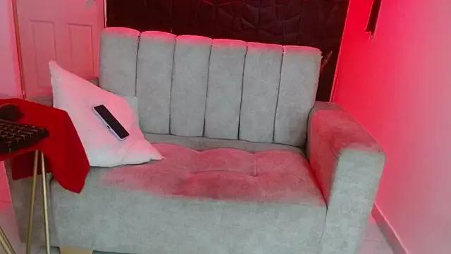 naomi1609 from StripChat is Freechat