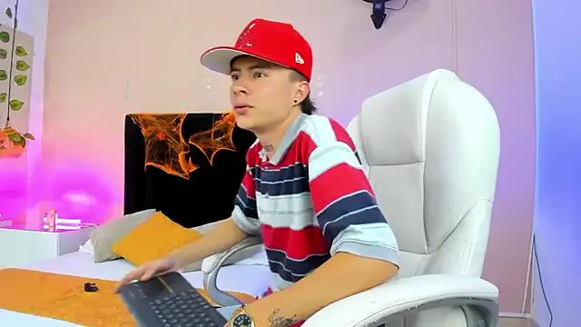 Nascary_Fox from StripChat is Freechat