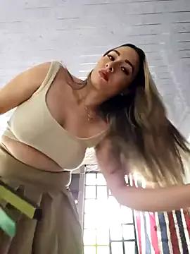 Natasanz from StripChat