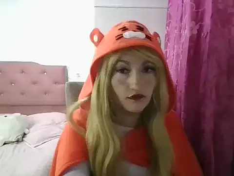 Natashasex3x from StripChat is Freechat