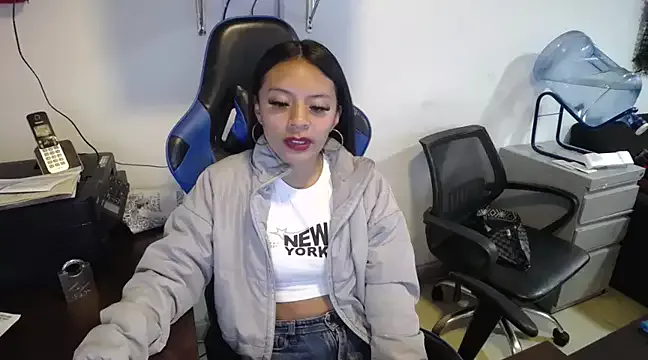 Natashax_Hot from StripChat