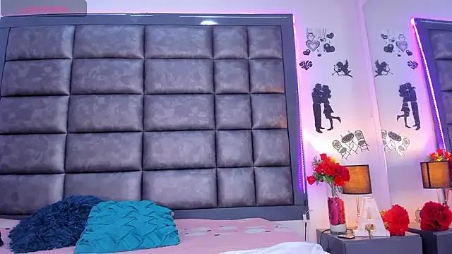 Girls: try live performances with matured performers, from dancing to quirks, in a variety of beautiful sex cams.