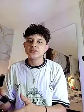 Nathan_Bluee from StripChat is Freechat