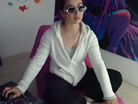 NathyMilf_ from StripChat is Freechat