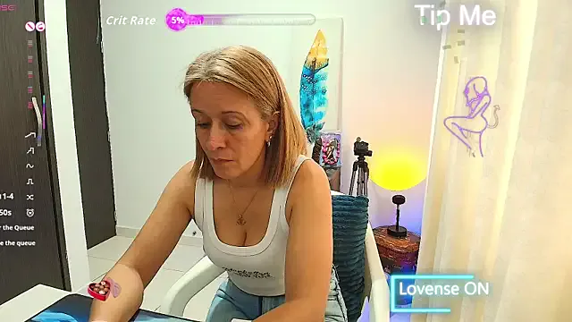 Girls: try live performances with matured performers, from dancing to quirks, in a variety of beautiful sex cams.