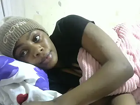 naughty_miami from StripChat is Freechat