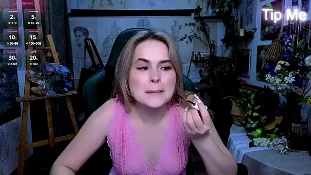 Naughty_msJessi from StripChat is Freechat