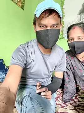 NaughtyDesiCouple1 from StripChat is Freechat